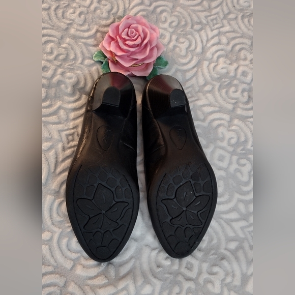 Boc Born Concept Black Heels Women's Size 7½ - Picture 6 of 9